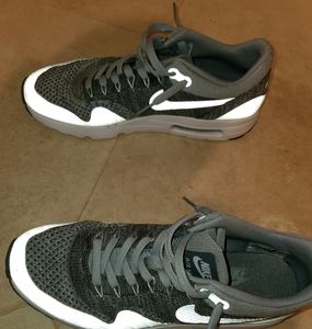 Airmax 1 flyknit mens 9 wolf grey